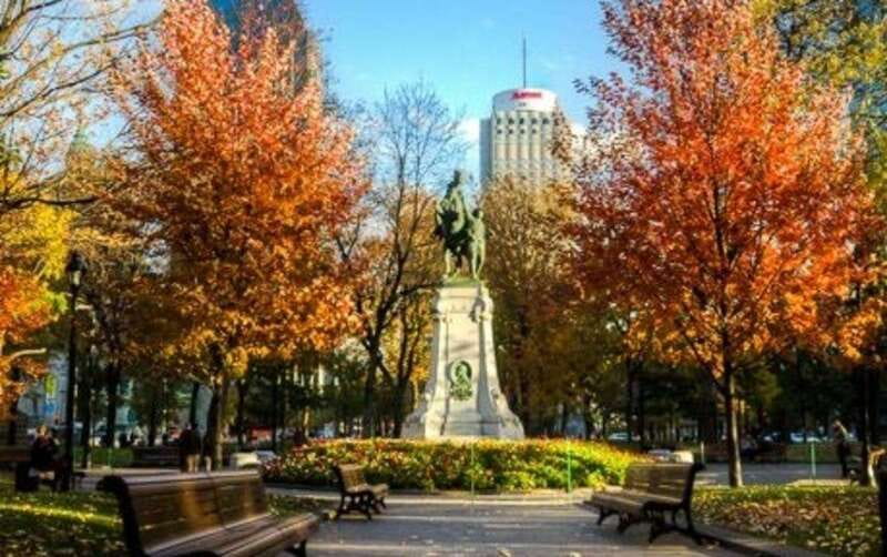 Montreal : Downtown & Underground Walking Tour with a Guide - Square Dorchester closes the route outdoors