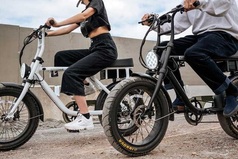Montreal: E-Bike Sightseeing Tour - What the guides add to the ride