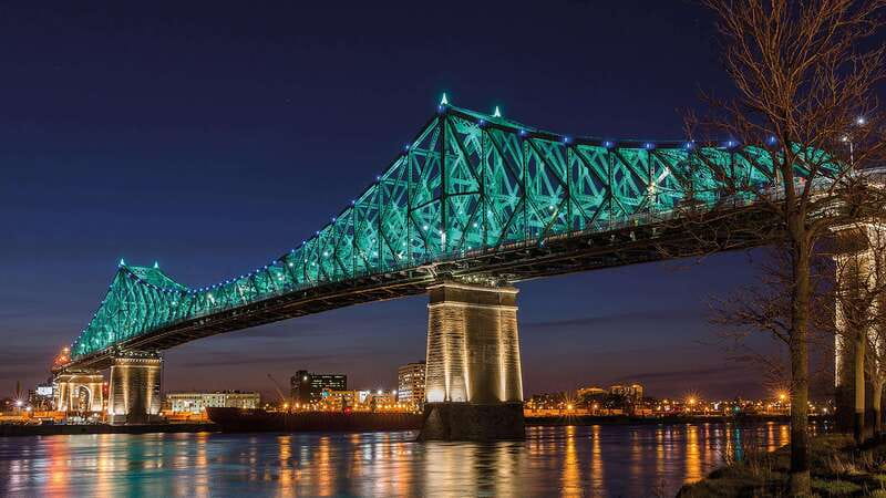 Montreal: Evening Cruise with DJ and Dance Floor - Dancing under the stars, with a backup plan for rain