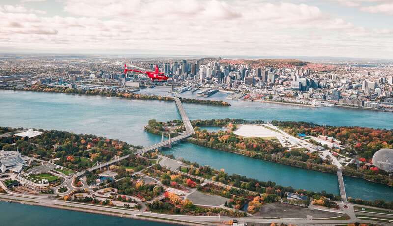 Montreal: Guided Helicopter Tour - Montreal from 1,500 feet