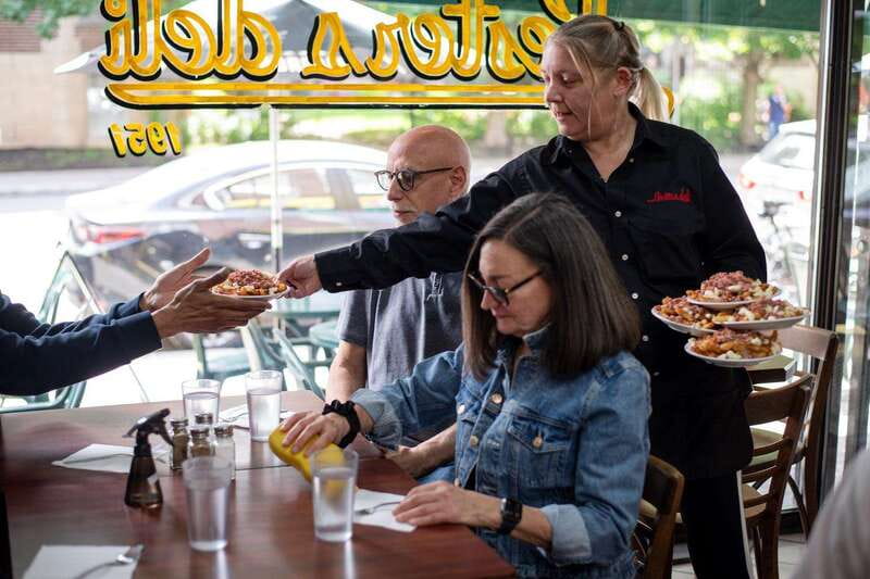 Montreal: Mile-End Foodie Walking Tour with 7 Tastings - Starting with smoked meat at Lester’s Deli
