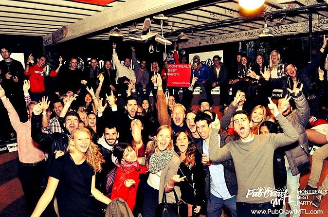 Montreal Nightlife Tour of the Best Bars and Nightclubs - Why the group atmosphere matters