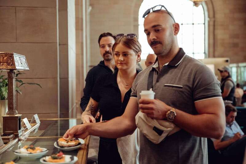 Montreal: Old Montreal Food and Drink Guided Walking Tour - Key points to know before booking