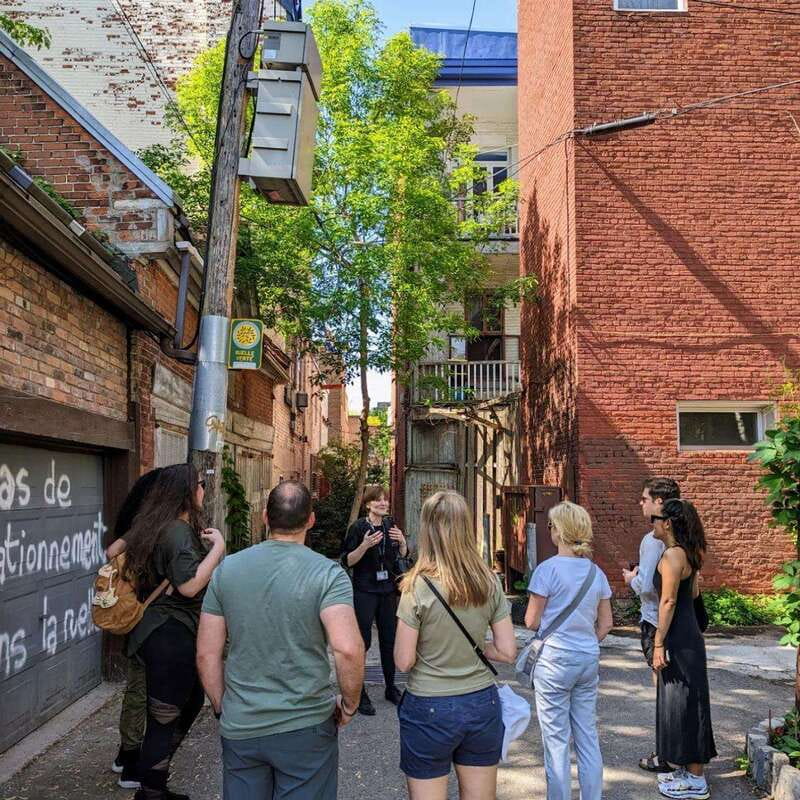 Montreal: Plateau Mont-Royal & Mile End Walking Tour - What the guides do best