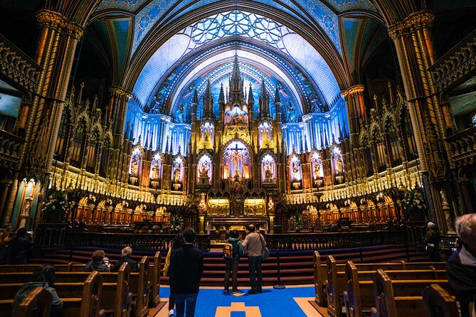 Montreal Premium Driving Tour with River Cruise and Notre Dame - The St. Lawrence cruise is a pleasant finish, with limits