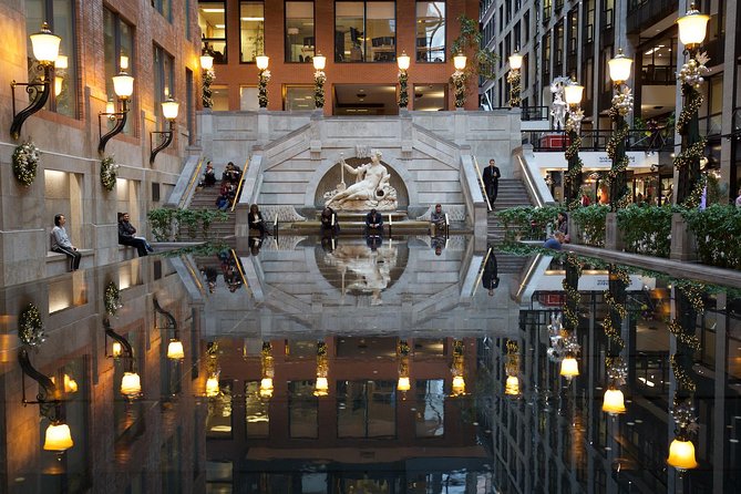 Montreal Private Photo Tours with Pro Photographer - Old Montreal: stone streets and lessons in framing