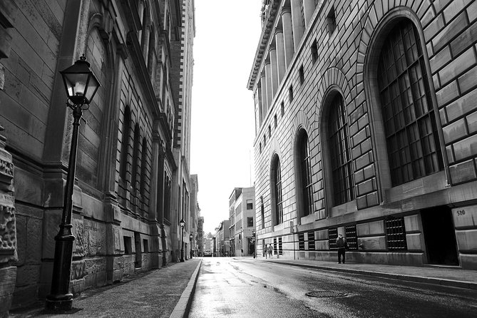 Montreal Private Photo Tours with Pro Photographer - Who will get the most from this outing