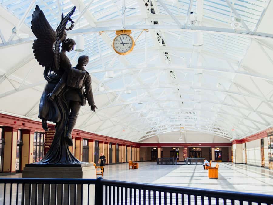 Montreal: Private Walking Tour of Downtown & Underground - Key points about the Montreal downtown and RÉSO walk