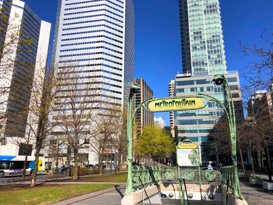 Montreal: Private Walking Tour of Downtown & Underground - Dorchester Square puts downtown in perspective