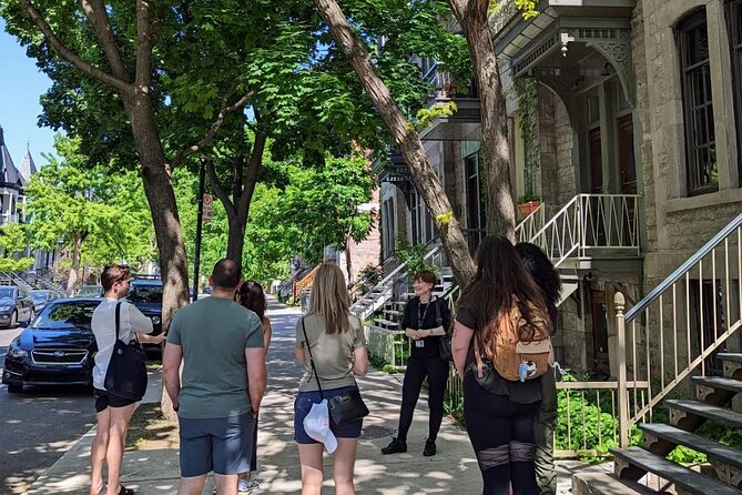 Montreal's Plateau Mont-Royal and Mile End Tour by MTL Detours - Green alleys, murals, and the everyday Plateau