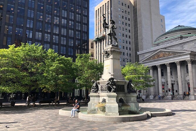 Montréal Scavenger Hunt and City Highlights Walking Tour - Place Vauquelin Fountain and the city’s public spaces