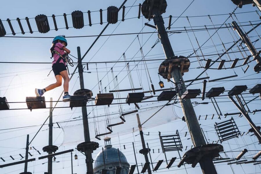 Montreal: Voiles En Voiles Aerial Park Admission Ticket - Suspended obstacle courses that reward patience