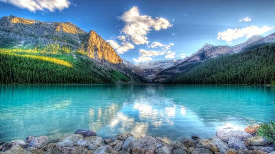 Moraine Lake 1.5hr & Lake Louise Shuttle from Canmore/Banff - Choosing your Banff or Canmore departure