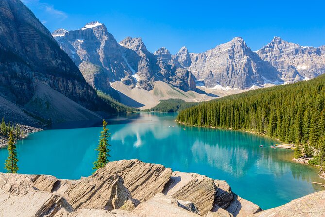 Moraine Lake and Lake Louise day Tour from Canmore and Banff - Who will enjoy this day most?