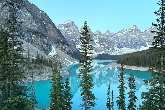 Moraine Lake Banff Town Lake Louise Johnston Canyon - Summer route: Moraine Lake from June through October