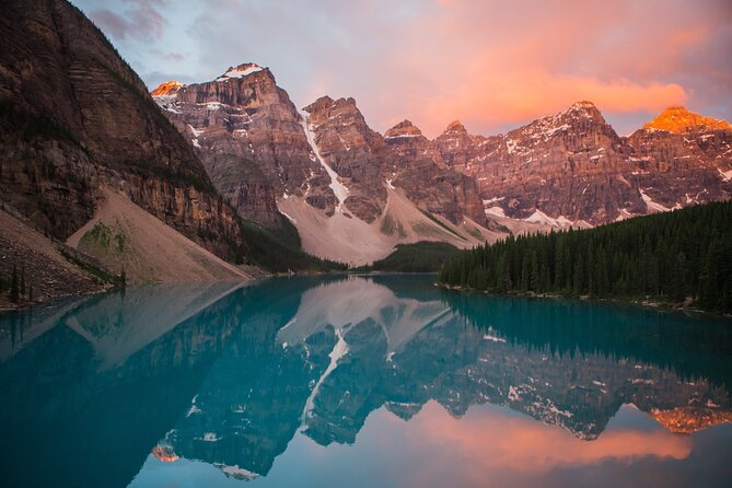Moraine Lake & Lake Louise Sunrise | Award-Winning Premium Tour - Why the sunrise timing matters at Moraine Lake