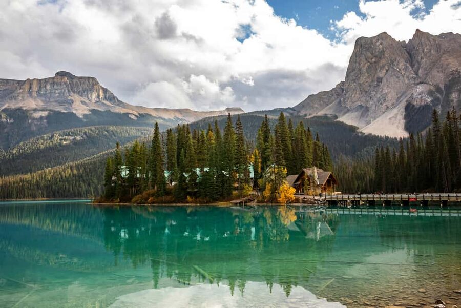 Moraine Lake: Lake Louise & Yoho & Moraine Lake Day Tour - What the $50 price really buys you