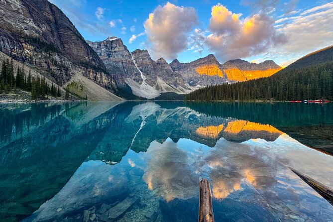 Moraine Lake Sunrise(2.5hrs)&Lake Louise(2hrs) from Canmore/Banff - Two hours beside Lake Louise