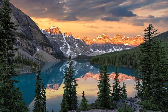Moraine Lake Sunrise(2.5hrs)&Lake Louise(2hrs) from Canmore/Banff - Who should book this morning?