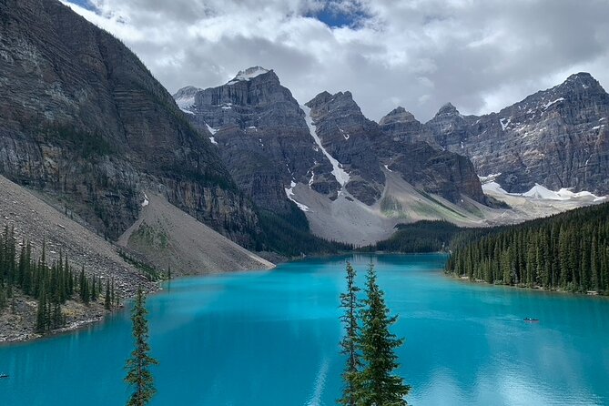 Moraine Lake Sunrise/Daytime Private Tour with Lake Louise option - Adding Lake Louise for a fuller day