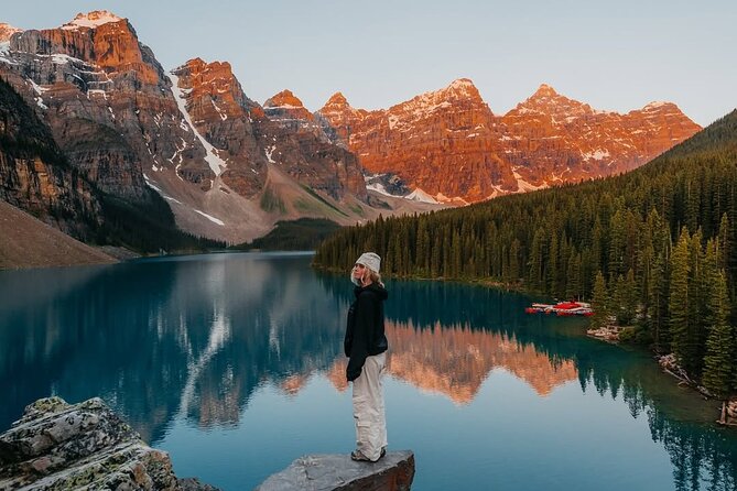 Moraine Lake Sunrise & Lake Louise Golden Hour Experience - Golden hour at Lake Louise