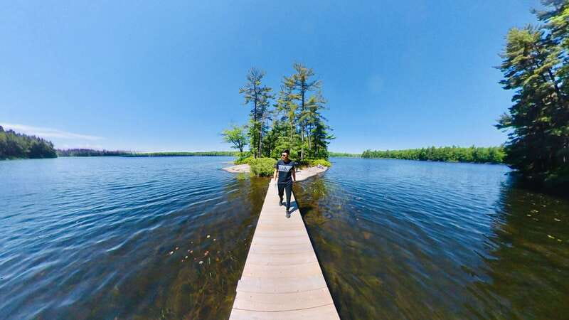 Muskoka: High Falls, Hardy Lake, & Huckleberry Rock Tour - Hardy Lake Trail and its classic boardwalk view