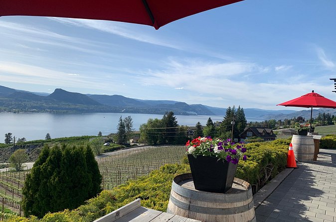 Naramata Full Day Lunch Wine Tour- Incl. Tasting Fees & Gratuity! - Lake Breeze is the key lunch stop