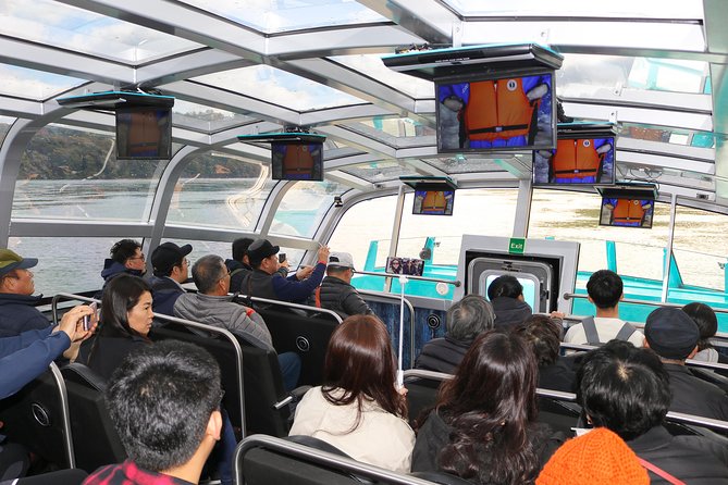 Niagara CANADA, Domed (Dry) Jet Boat Tour - Guides, captains, and the human side of the ride