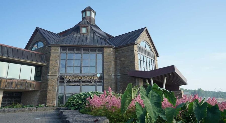 Niagara Falls: 5 Attraction Pass, WEGO Bus & Audio Guide - Start early at Table Rock Welcome Centre