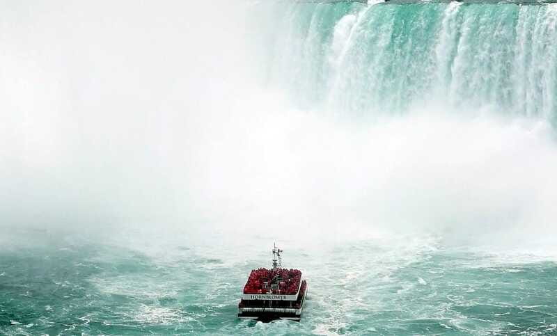 Niagara Falls: Boat, Journey Behind the Falls, & Tower Tour - Guides, timing, and how the day feels