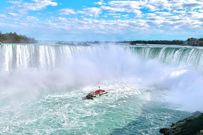 Niagara Falls Canada 3-Hour Tour w/Boat & Behind the Falls - One morning, four ways to see Niagara Falls