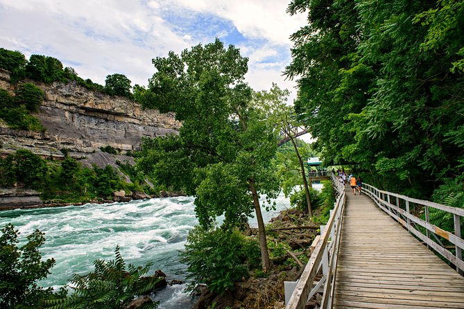 Niagara Falls Canada 3-Hour Tour w/Boat & Behind the Falls - Walking, queues, weather, and comfort