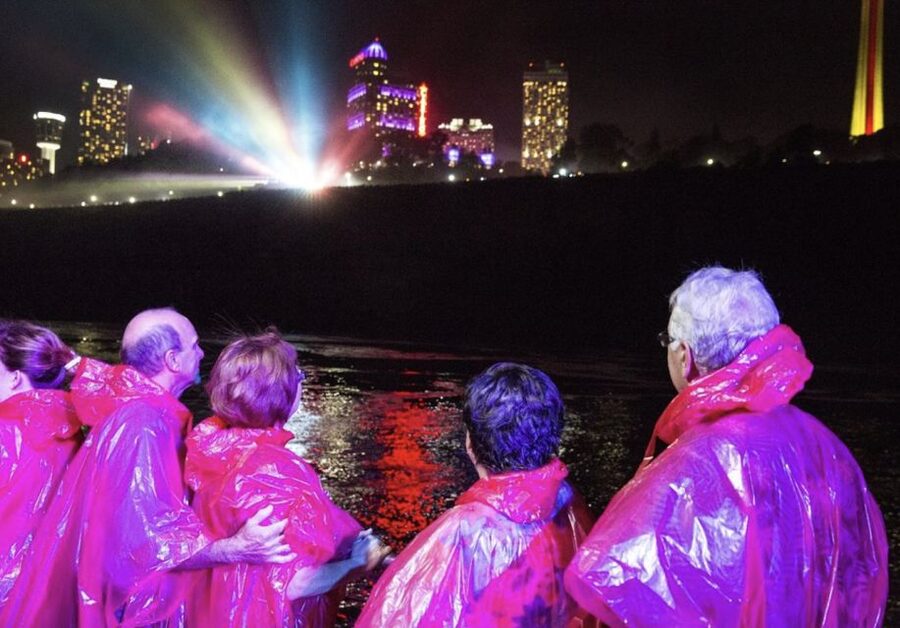 Niagara Falls, Canada: Evening Fireworks Cruise - Practical advice for a smoother evening