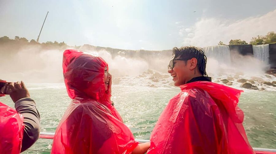 Niagara Falls Canada: Highlights Tour With Boat Cruise - Why this route works for a first look at Niagara Falls