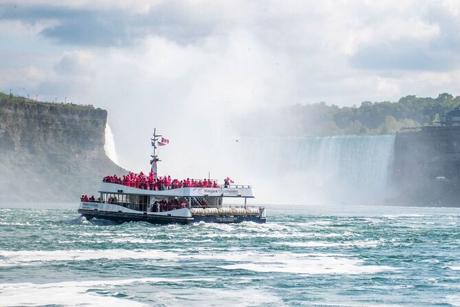 Niagara Falls Canada Walking Tour With Boat Cruise - Niagara Parkway and the three major Falls