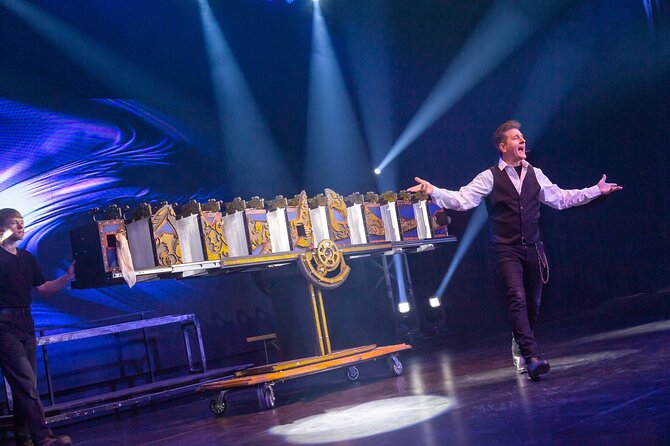 Niagara Falls, Canada: Wild Magic Show Ticket - The illusions that make the show memorable