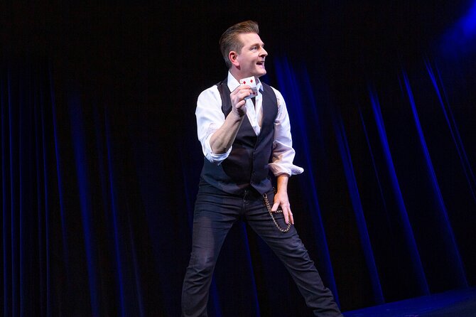 Niagara Falls, Canada: Wild Magic Show Ticket - Who will enjoy Wild Magic most?
