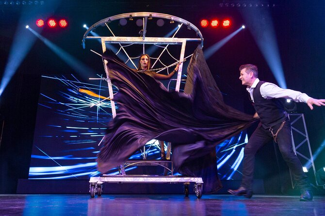 Niagara Falls, Canada: Wild Magic Show Ticket - Practical details that make the night easier