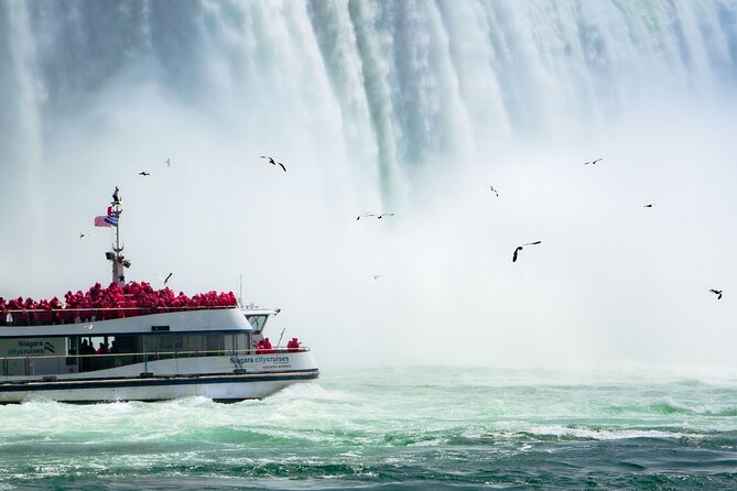 Niagara Falls Day Tour from Toronto and Skip the Line Boat Cruise - The Niagara Parkway reveals the wider region