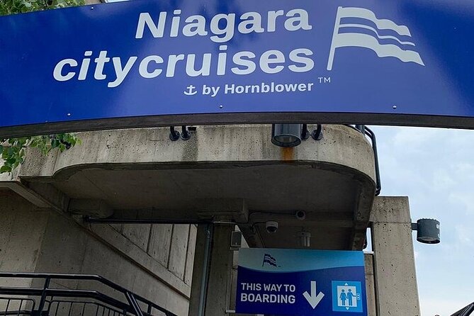 Niagara Falls Day Tour from Toronto Includes Boat Tour and Winery - Niagara-on-the-Lake slows the pace