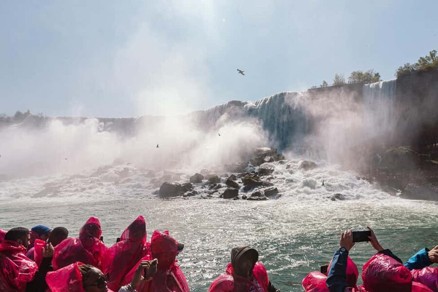 Niagara Falls: Early Access Boat & Journey Behind the Falls - Going inside Journey Behind the Falls