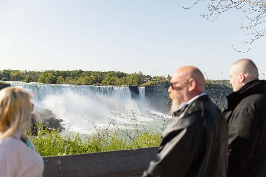 Niagara Falls: Early Access Boat & Journey Behind the Falls - Who should book this tour?