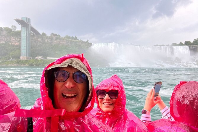 Niagara Falls Half Day with Boat and Journey Behind the Falls - Why the two main attractions work so well together