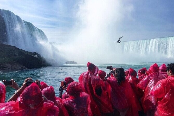 Niagara Falls Tour from Toronto with Winery & Niagara on The Lake - The guide and driver make a real difference