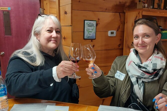 Niagara-on-the-Lake Cycle and Wine-Tasting Tour with Optional Lunch - Winery visits and Ontario wine