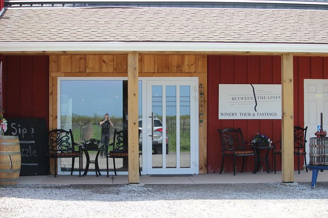 Niagara-on-the-Lake Grape to Glass Wine Experience - Why the small group matters