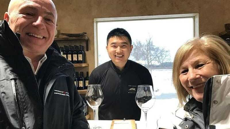 Niagara-on-the-Lake: Sunset Wine Tour with Dinner - The guides are a major part of the experience