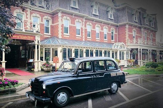 Niagara-on-the-Lake Wine Tour with Lunch -Private Tour in Classic English Cab - What the private format really gives you
