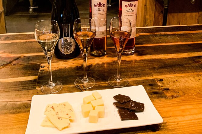 Niagara's Decadent Sparkling and Icewine Tasting - Key points to know before you book