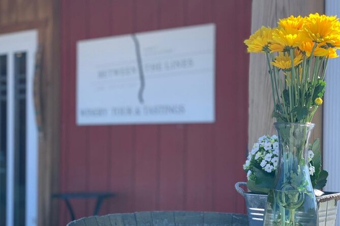 Niagara's Decadent Sparkling and Icewine Tasting - Riesling Icewine and basque cheesecake